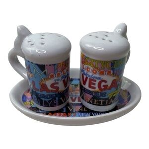Las Vegas Ceramic Salt & Pepper Shakers With Tray